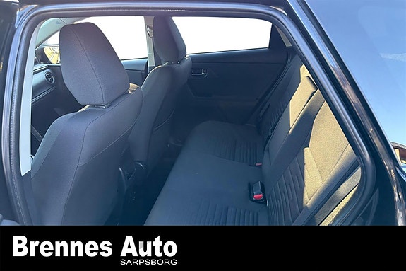 Toyota Auris 11 of 22