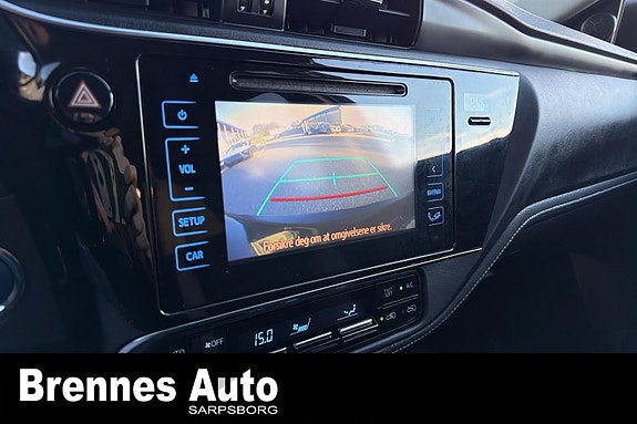 Toyota Auris 19 of 22
