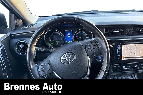 Toyota Auris 13 of 22