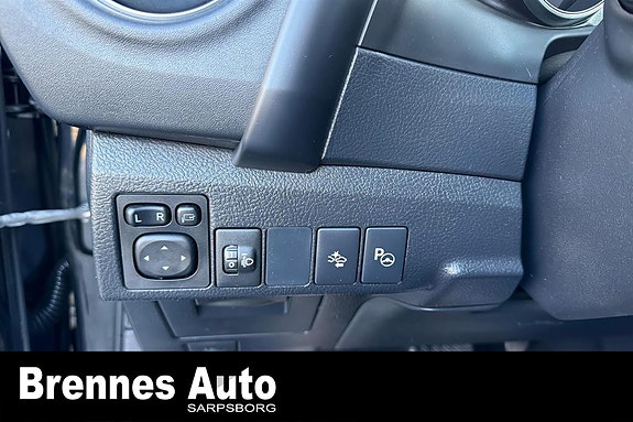 Toyota Auris 15 of 22