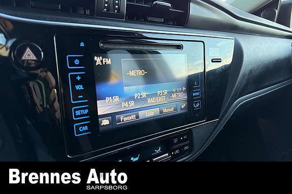 Toyota Auris 18 of 22