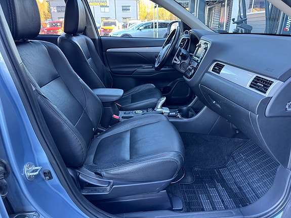Mitsubishi Outlander 14 of 30