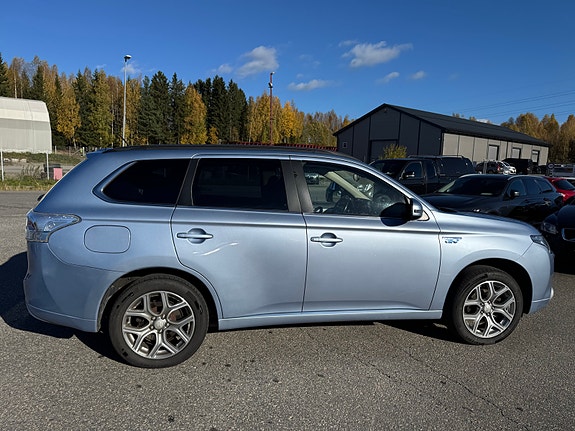 Mitsubishi Outlander 8 of 30