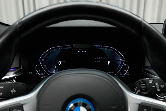 BMW 530e 29 of 30
