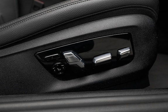 BMW 530e 16 of 30