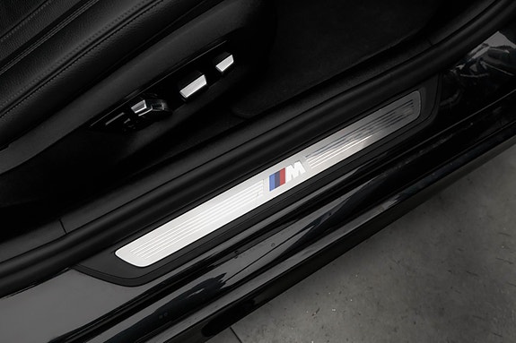 BMW 530e 17 of 30