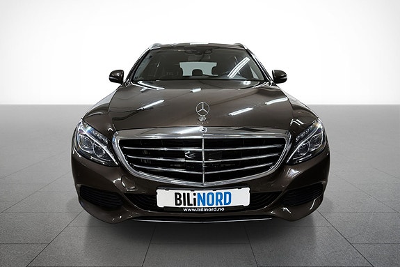 Mercedes-Benz C350 2 of 18
