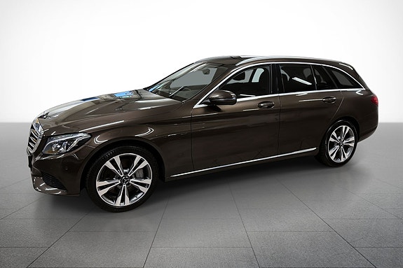 Mercedes-Benz C350 3 of 18