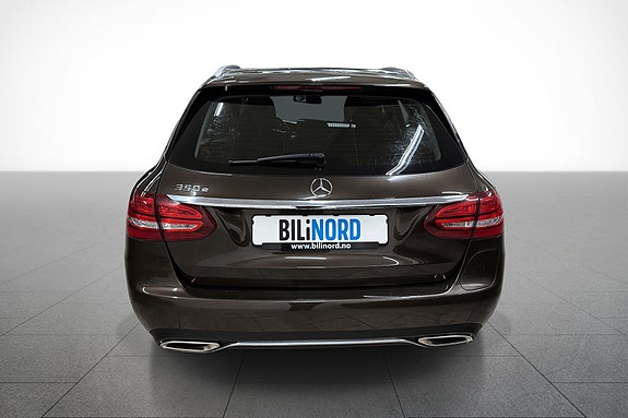 Mercedes-Benz C350 5 of 18