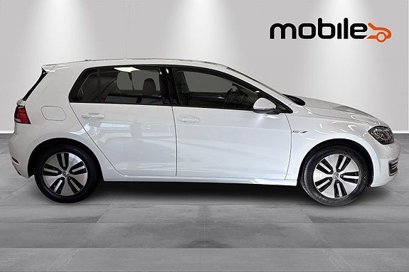 Volkswagen e-Golf VII 3 of 27