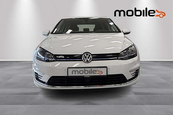 Volkswagen e-Golf VII 20 of 27