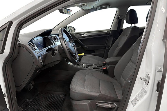 Volkswagen e-Golf VII 8 of 27