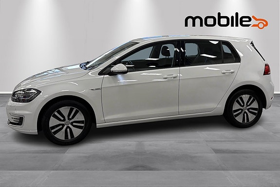 Volkswagen e-Golf VII 21 of 27