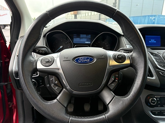 Ford Focus 19 of 27