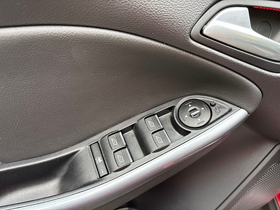 Ford Focus 15 of 27