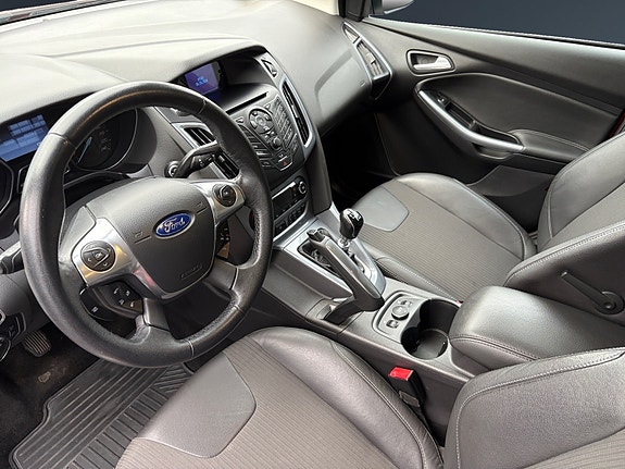 Ford Focus 8 of 27