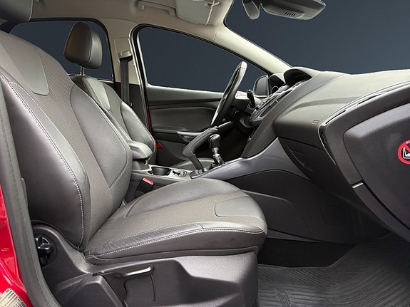 Ford Focus 11 of 27