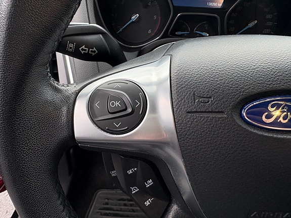 Ford Focus 17 of 27