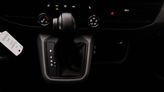 Volkswagen Transporter 18 of 26