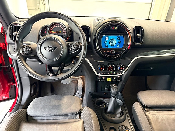MINI Countryman Cooper SE 13 of 16