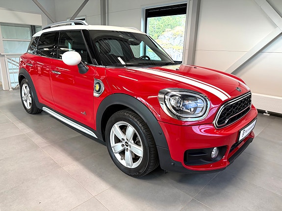 MINI Countryman Cooper SE 8 of 16