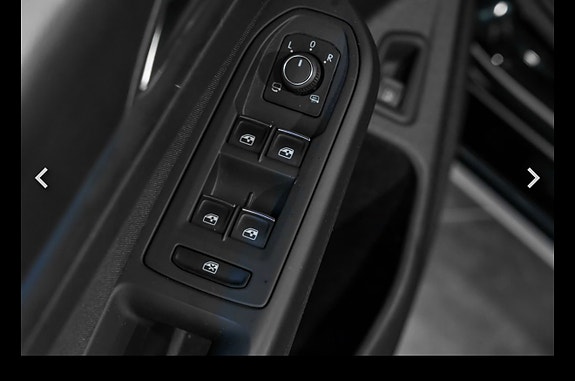 Volkswagen Golf VIII 12 of 15