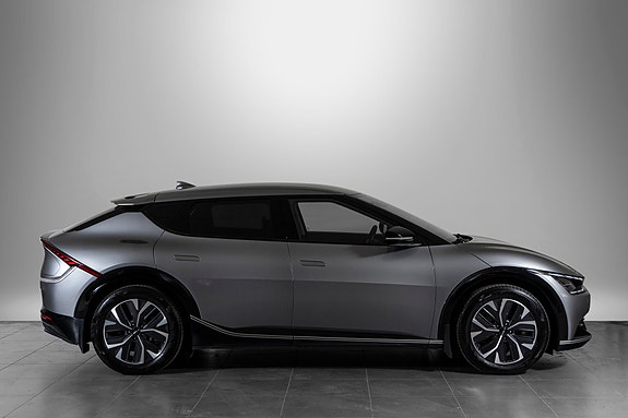 Kia EV6 8 of 27
