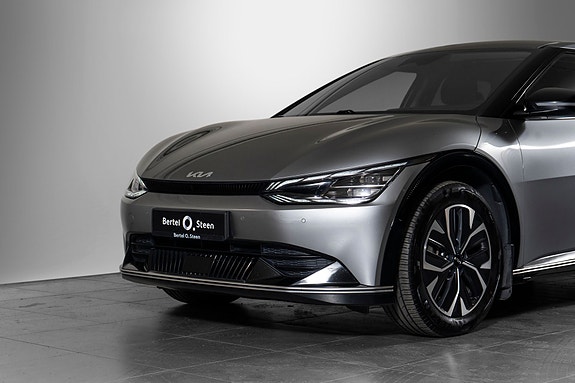 Kia EV6 2 of 27