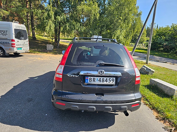 Honda CR-V 7 of 11