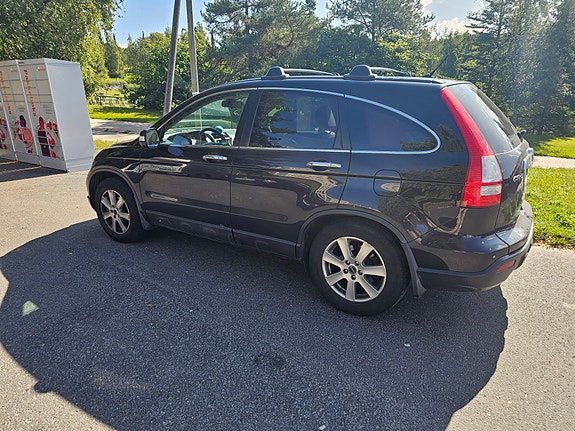 Honda CR-V 3 of 11