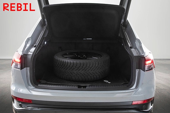 Audi Q4 e-tron 24 of 28