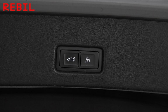Audi Q4 e-tron 27 of 28