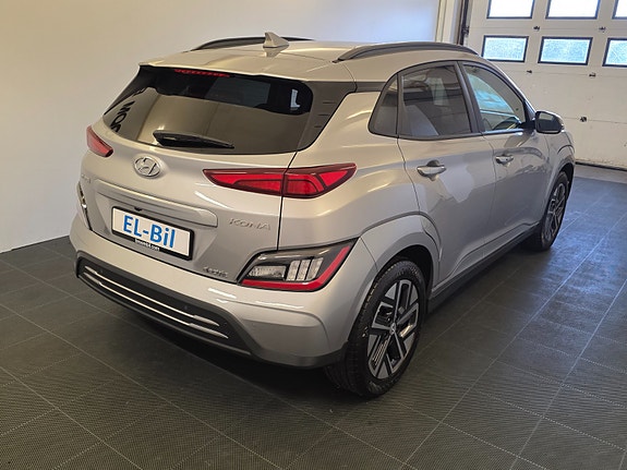 Hyundai Kona 8 of 30