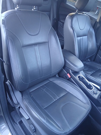 Ford Kuga 14 of 15