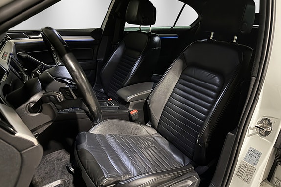 Volkswagen Passat 17 of 30