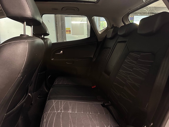 Kia Venga 9 of 22