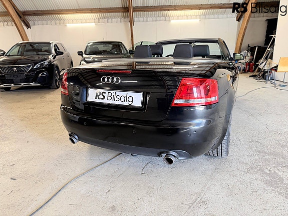 Audi A4 11 of 30