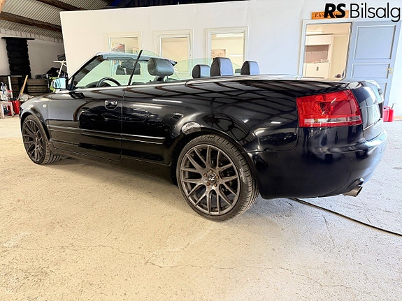 Audi A4 15 of 30