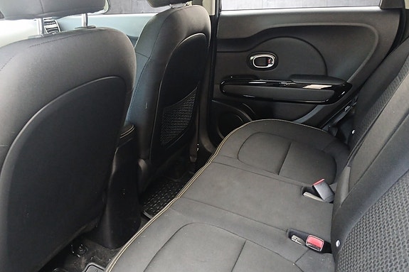 Kia Soul 15 of 19