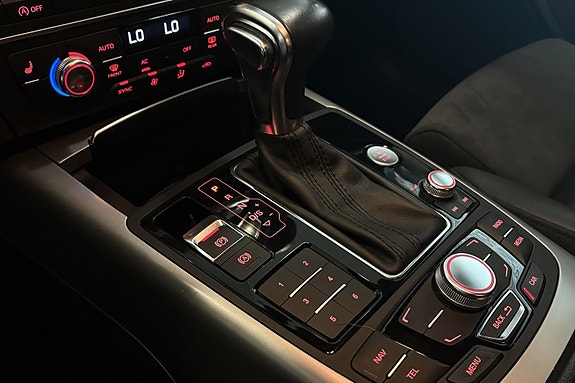 Audi A6 25 of 30