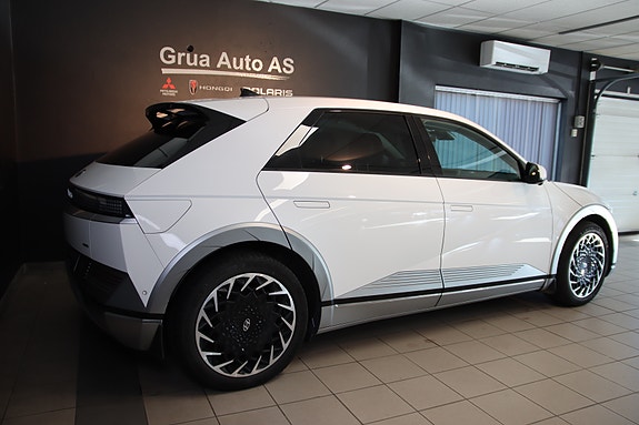 Hyundai Ioniq 5 3 of 28
