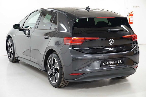 Volkswagen ID.3 3 of 27