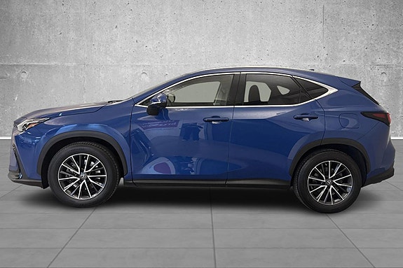 Lexus NX450h 2 of 20