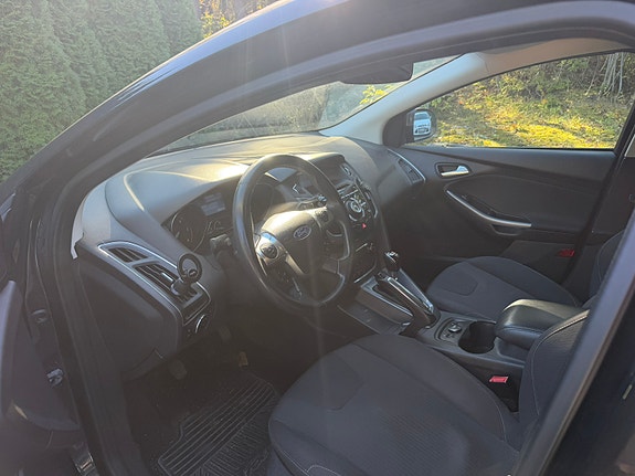 Ford Focus 8 of 11