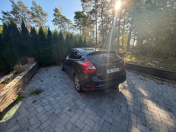 Ford Focus 2 of 11