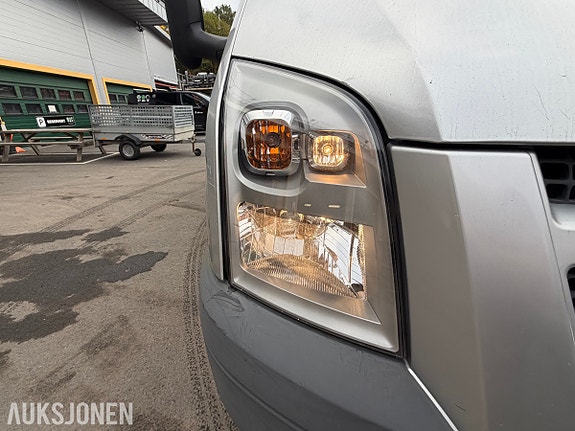 Ford Transit 12 of 30