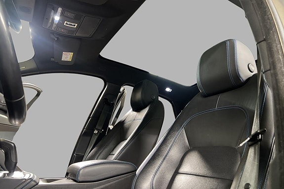 Jaguar E-PACE 11 of 22