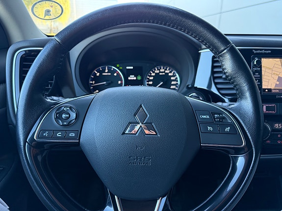 Mitsubishi Outlander 21 of 30