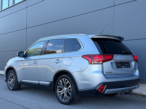 Mitsubishi Outlander 5 of 30