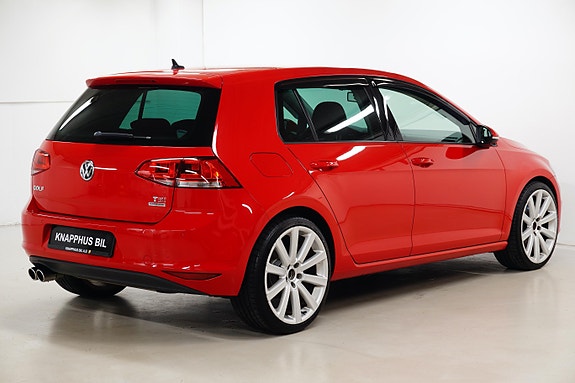 Volkswagen Golf VII 5 of 28
